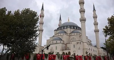 Aynı anda 10 bin kişi ibadet edebilecek! Balkanların en büyük camisi Namazgah Camii açılıyor