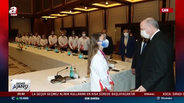 Başkan Erdoğan, milli sporcuları kabul etti: Göğsümüzü kabarttınız | Video
