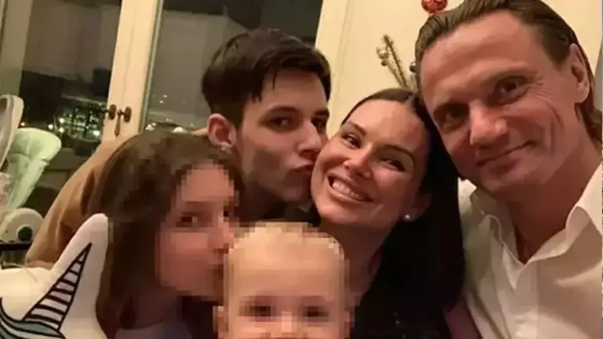 Bodrum’da eski eş, Rus anne ile kızını öldürmüştü! Kırmızı bültenlere aranan şüpheli Türkiye’ye iade edildi Bodrum’da eski eş, Rus anne ile kızını öldürmüştü! Kırmızı bültenlere aranan şüpheli Türkiye’ye iade edildi