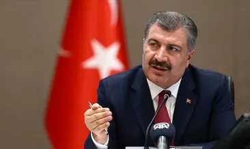 Sağlık çalışanlarının yeni yılını kutlayan Bakan Koca’dan dikkat çeken Omicron mesajı