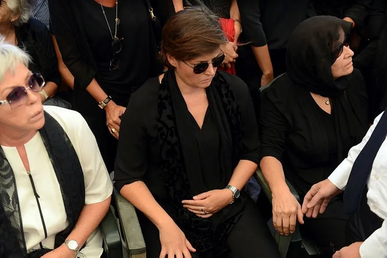 Son dakika: Vatan Şaşmaz'ın eşi Yasemin Adalı doğum yaptı! İşte oğlunun ismi