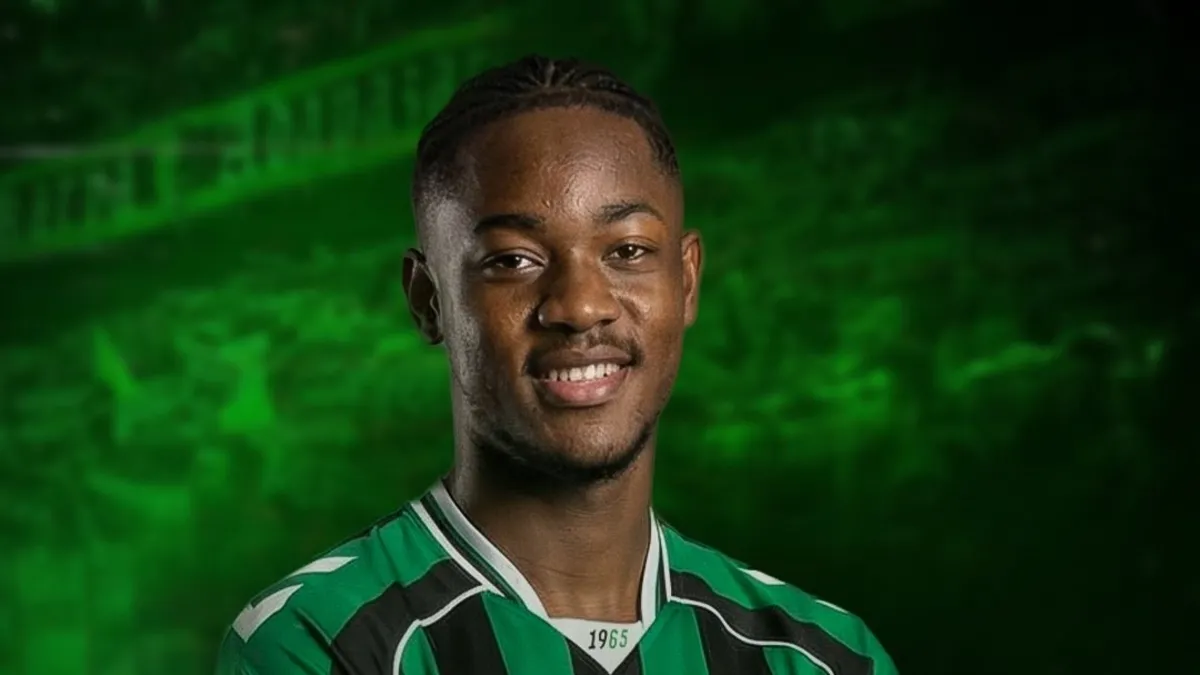 Sakaryaspor, Hassan Fofana’yı kadrosuna kattı! Sakaryaspor, Hassan Fofana’yı kadrosuna kattı!