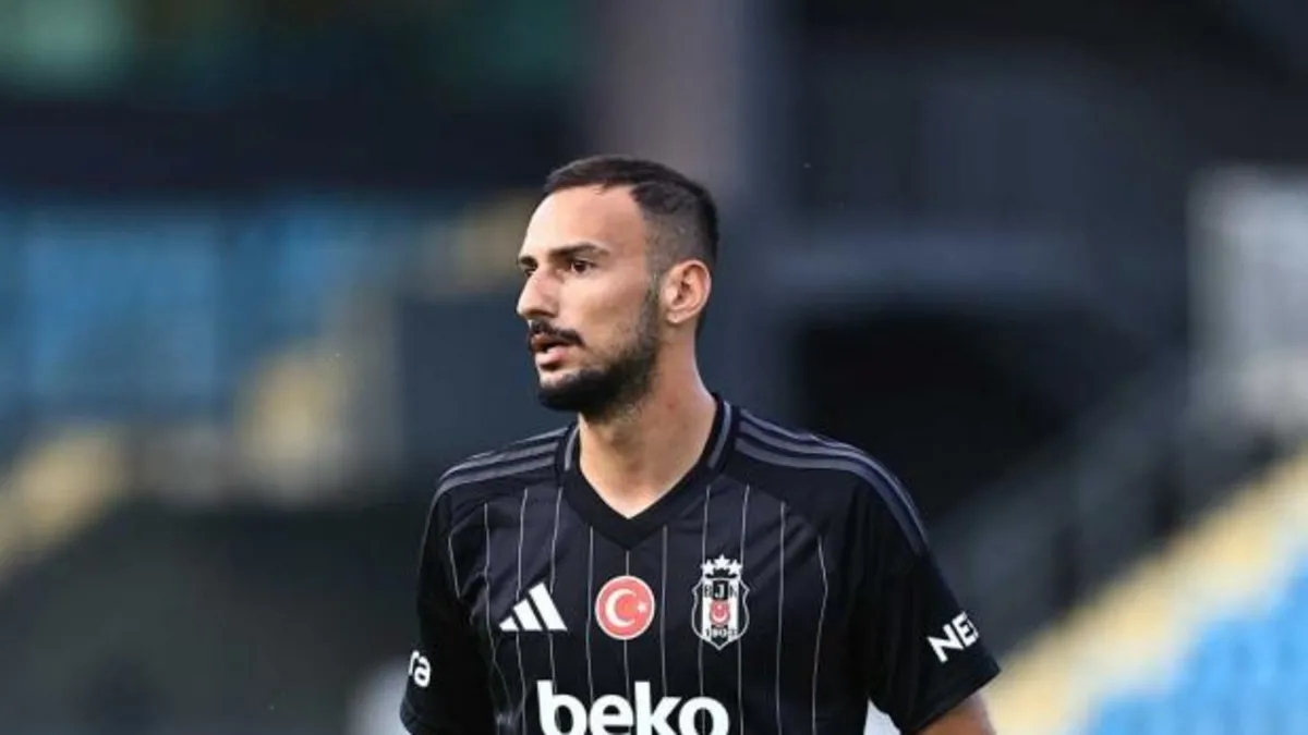 Beşiktaş'ta ayrılık resmen açıklandı! Onur Bulut, Başakşehir'e transfer oldu… Beşiktaş'ta ayrılık resmen açıklandı! Onur Bulut, Başakşehir'e transfer oldu…