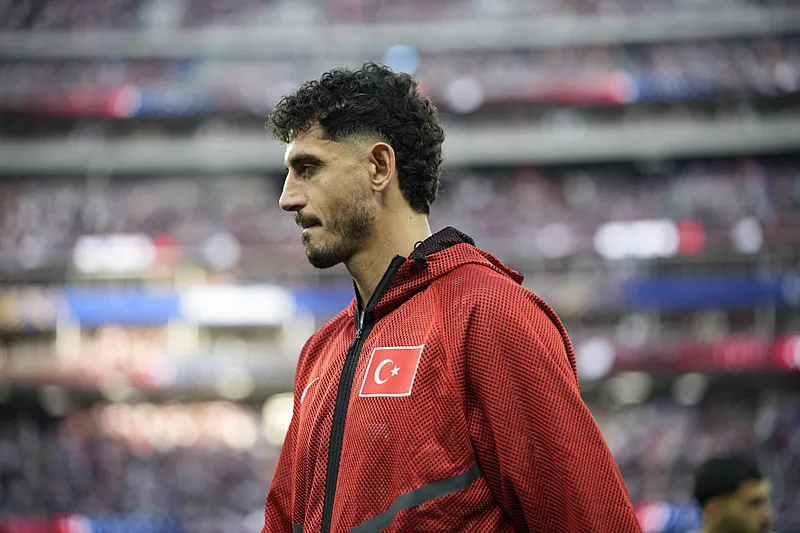Süper Lig'de transfer rüzgarı! İşte resmen açıklanan tüm imzalar (2026-2027)