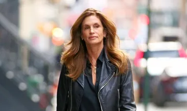 Evlat acısıyla sarsıldı! Cindy Crawford’dan 27 yaşında vefat eden oğluna yürek yakan veda mesajı…