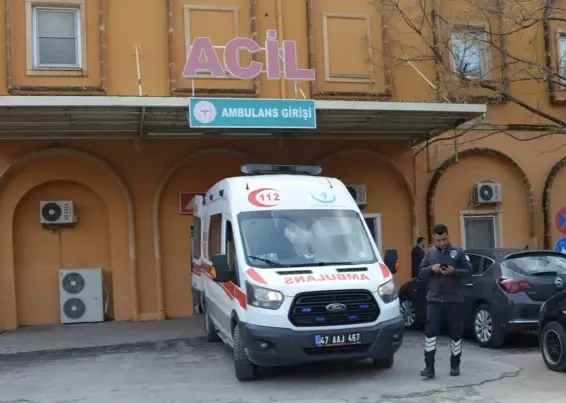 mardinde-korkunc-olay-pompali-tufekle-oynarken-kendini-vurdu-genc-yasam-mucadelesi-veriyor-1787305592099.jpg