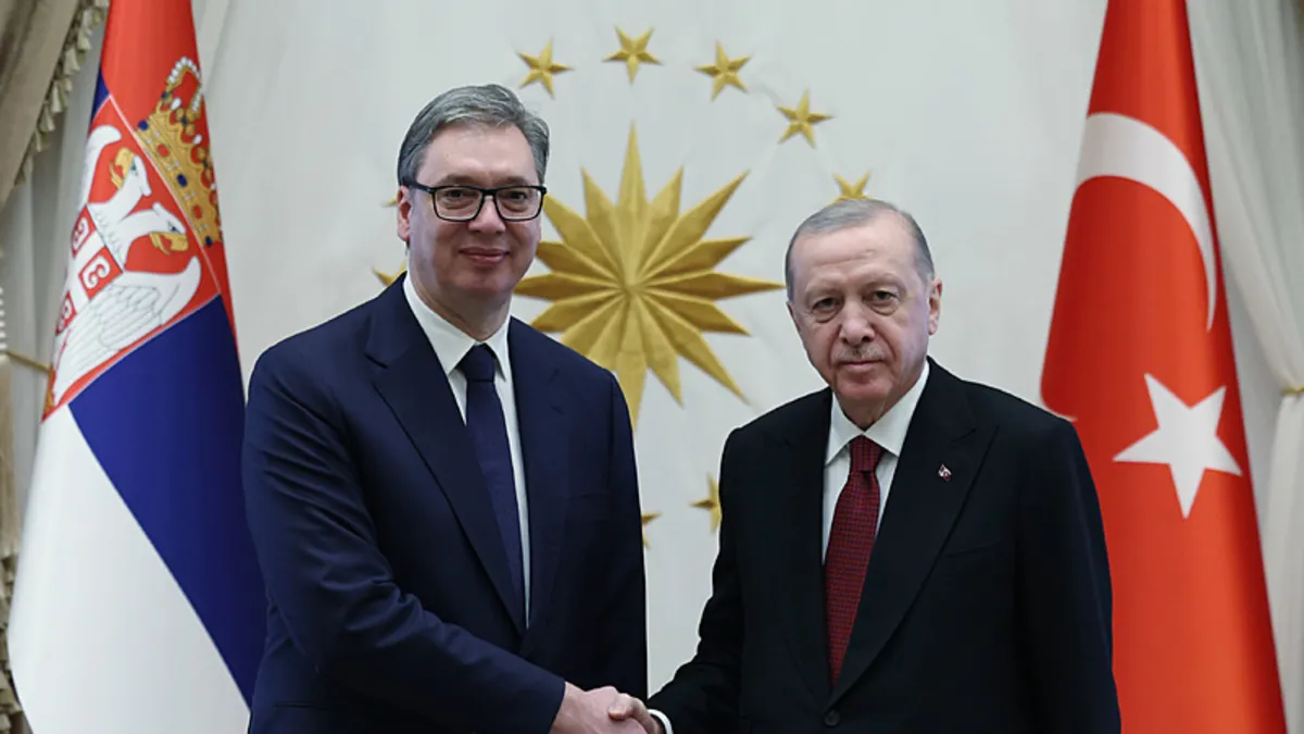 Başkan Erdoğan, Sırbistan Cumhurbaşkanı Vucic’i resmi törenle karşıladı Başkan Erdoğan, Sırbistan Cumhurbaşkanı Vucic’i resmi törenle karşıladı