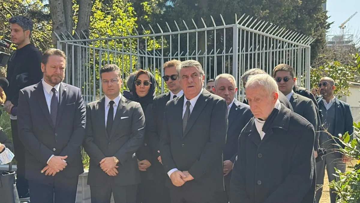 Hakkı Yeten, vefatının 36. yıl dönümünde kabri başında anıldı! Hakkı Yeten, vefatının 36. yıl dönümünde kabri başında anıldı!