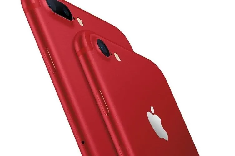 Kırmızı iPhone 8 tanıtıldı!