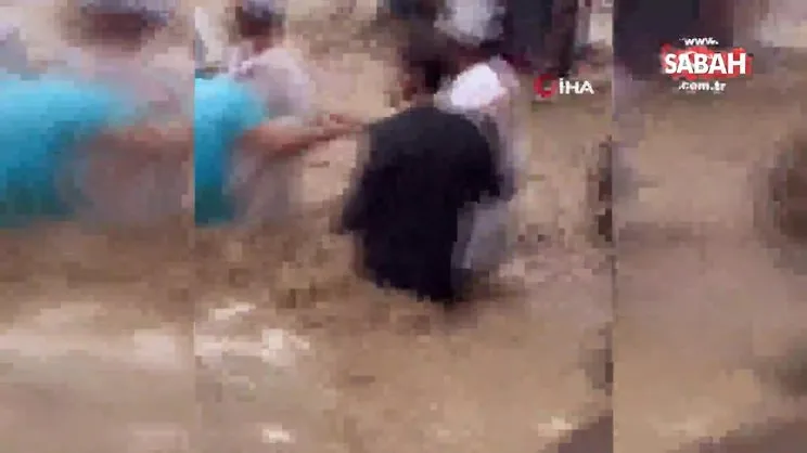 Umman’da sel felaketi: 18 ölü | Video