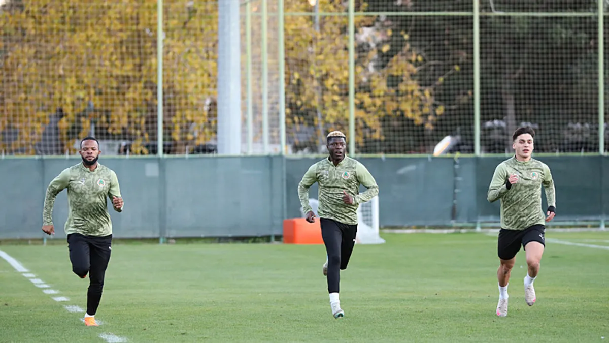 Alanyaspor, Fenerbahçe maçının hazırlıklarına başladı Alanyaspor, Fenerbahçe maçının hazırlıklarına başladı
