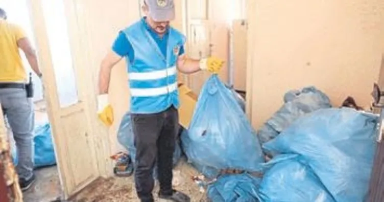 Antalya’da çöp eve baskın