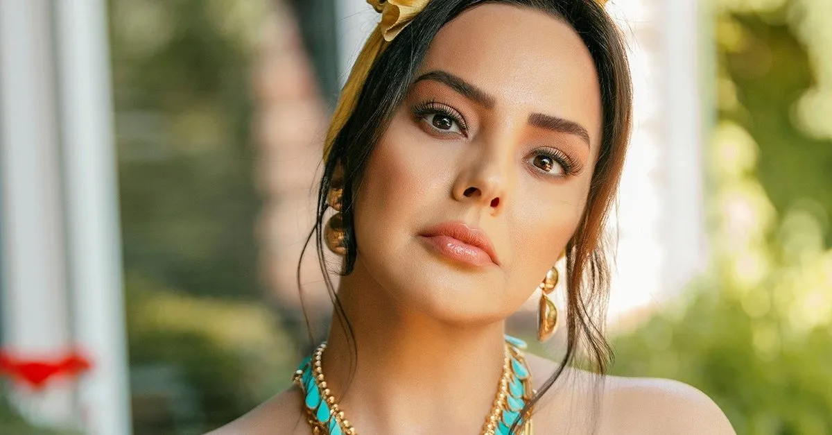 Iste Sifir Makyaj Ebru Gundes Ebru Gundes In Bu Halini Kimse Bilmiyor Fotohaber Magazin