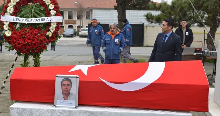 Gemiden düşerek hayatını kaybetmişti: Kılavuz kaptan toprağa verildi!