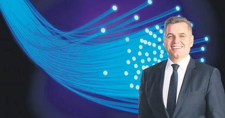 Elimizi taşın altına koymaya devam