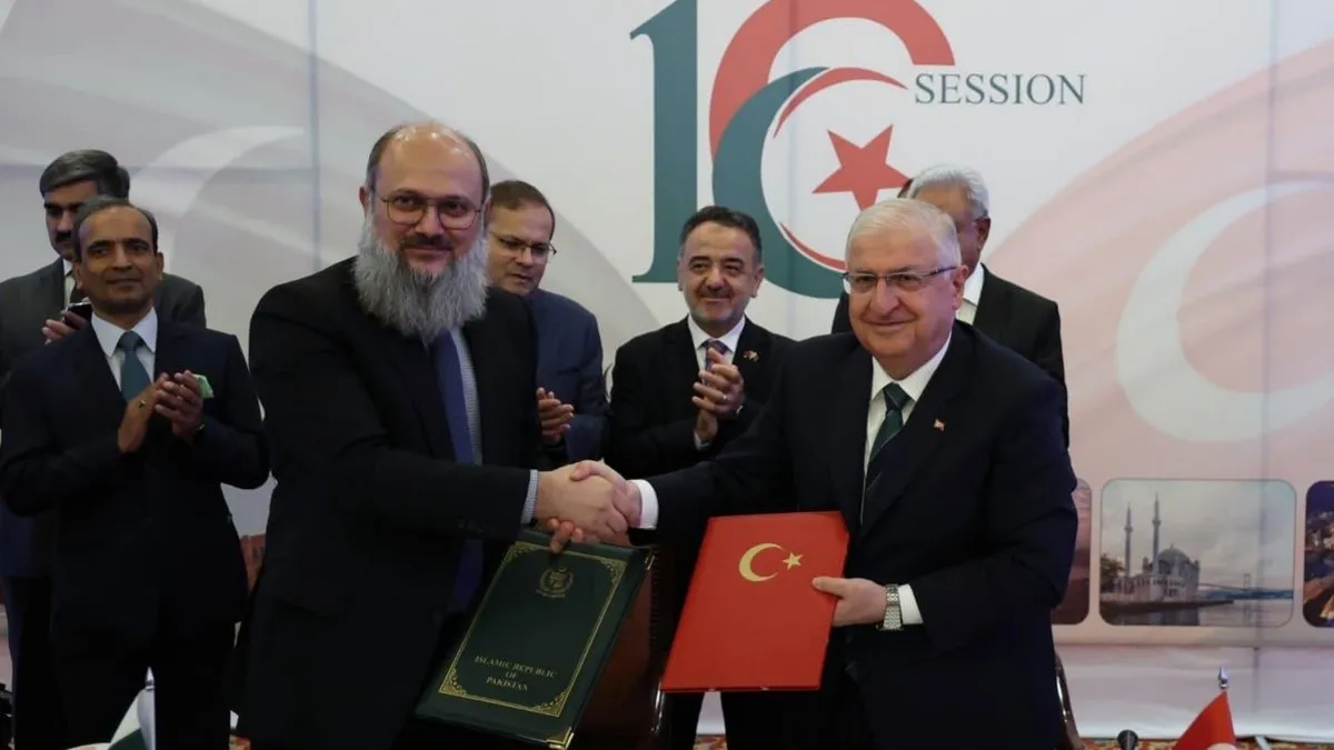 Milli Savunma Yaşar Bakanı Güler, Pakistan Ticaret Bakanı ile görüştü Milli Savunma Yaşar Bakanı Güler, Pakistan Ticaret Bakanı ile görüştü