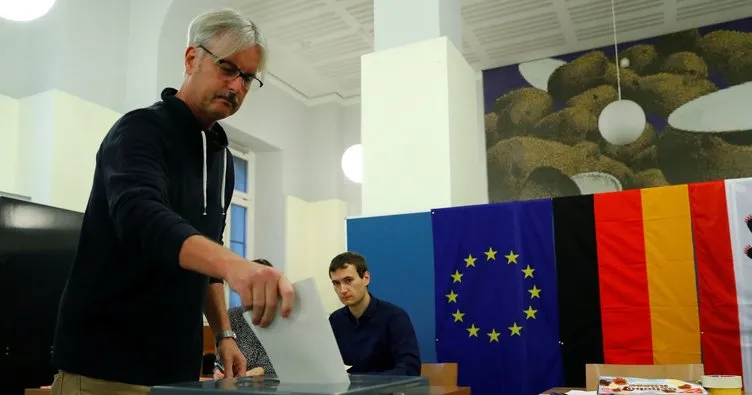 Almanya’daki seçimlerin resmi sonuçları açıklandı