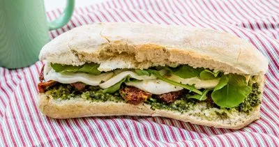 Caprese sandviç tarifi-Caprese sandviç nasıl yapılır?