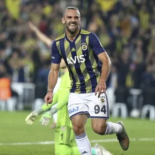Fenerbahçe'nin yıldız oyuncusu Vedat Muriqi'ye İtalya'dan dev talip