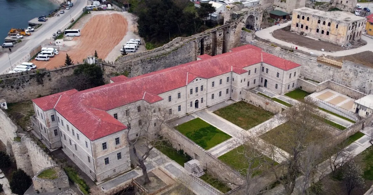 Sinop Cezaevi Müzesi Nerede? Sinop Cezaevi Müzesi’ne Nasıl Gidilir ve MüzeKart Geçerli Mi? Sinop Cezaevi Müzesi Nerede? Sinop Cezaevi Müzesi’ne Nasıl Gidilir ve MüzeKart Geçerli Mi?