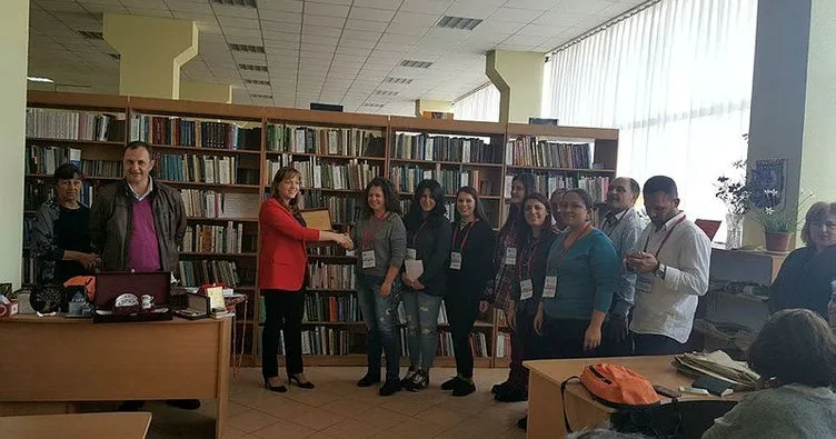 İzmir’in Bayraklı kütüphaneleri yurt dışına açıldı
