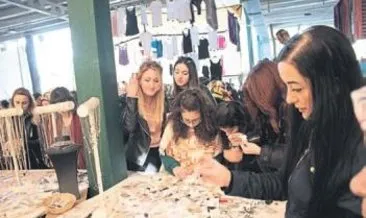 Bostanlı Pazarı kadınların gözdesi
