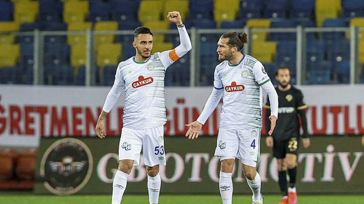 SON DAKİKA BEŞİKTAŞ HABERİ: Beşiktaş'tan Emirhan Topçu için takas teklifi