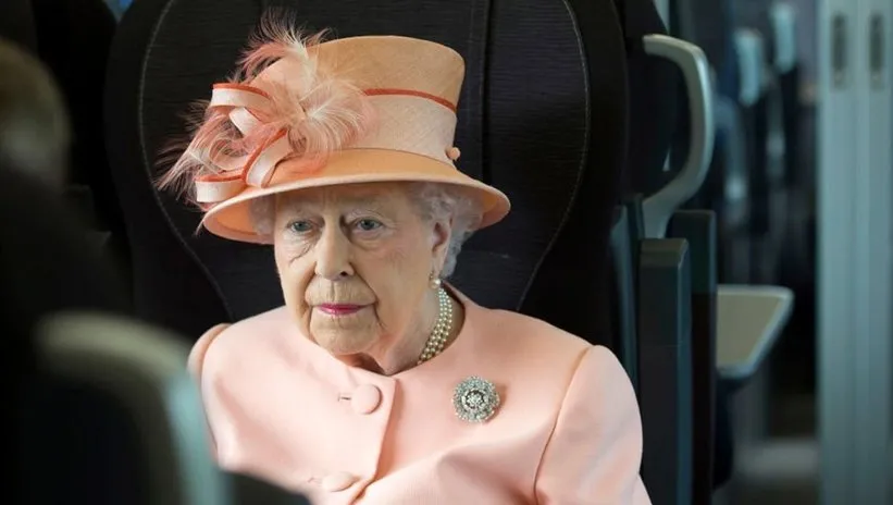Kraliçe Elizabeth öldü! İngiltere Kraliçesi 2. Elizabeth yerine kim gelecek?