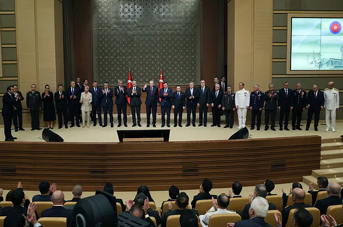 baskan-erdogan-bizim-guclu-olmak-disinda-bir-secenegimiz-yok-1781006672461.jpg