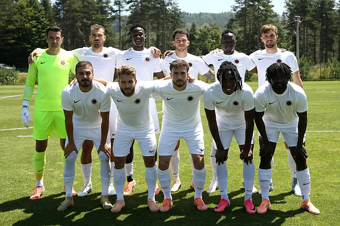 canli-super-ligde-genclerbirligi-fenerbahce-maci-ne-zaman-saat-kacta-hangi-kanalda-1786807072158.jpeg