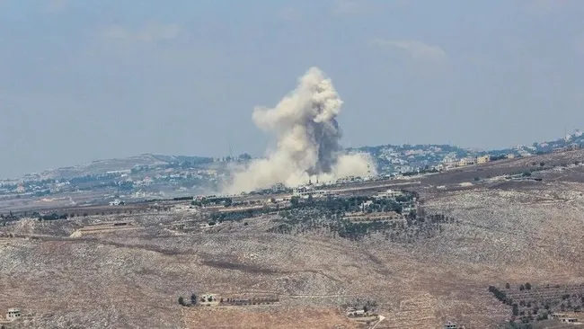 israil-savas-ucaklari-lubnanin-guneyindeki-nebatiye-bolgesini-vurdu-1788295161540.jpeg