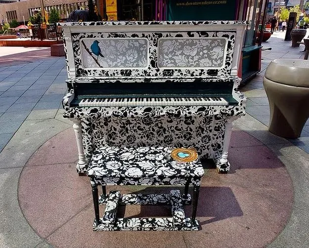 Rengarenk 30 piyano