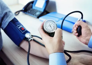 Tansiyon hastalığının yaşı 15’e düştü! Uzmanlar uyardı: ’Eğer bunları yapmaya devam ederseniz...’