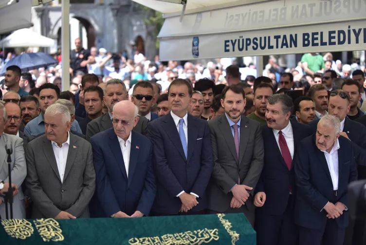 Şule Yüksel Şenler son yolculuğuna uğurlandı