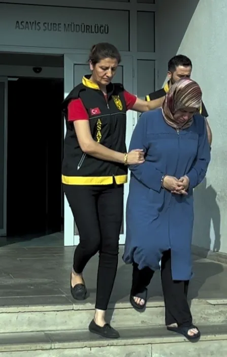 muge-anlinin-programinda-itiraf-etmisti-esini-oldurmekle-suclanan-kadin-adanada-yakalandi-1755243104732.jpg SON DAKİKA: Yasak aşk cinayetini Müge Anlı çözmüştü! Mehmet Yörük’ün ölümünde dikkat çeken hidrojen sülfür detayı