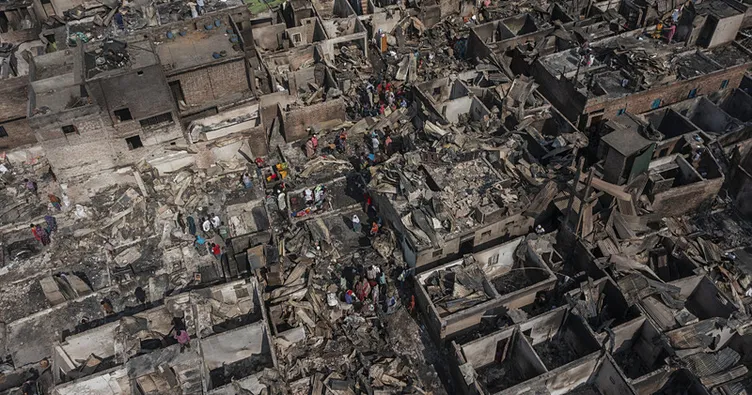 Bangladeş alevlere teslim oldu: Binden fazla ev yandı