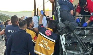 SON DAKİKA | Bolu otoyolunda can pazarı! Yolcu otobüsü kamyona çarptı: 1 ölü 10 yaralı #bolu