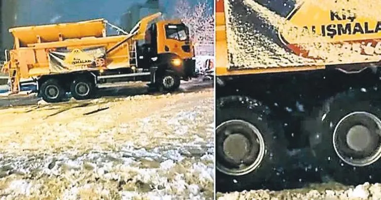 İBB’nin kar küreme aracı yolda kaldı