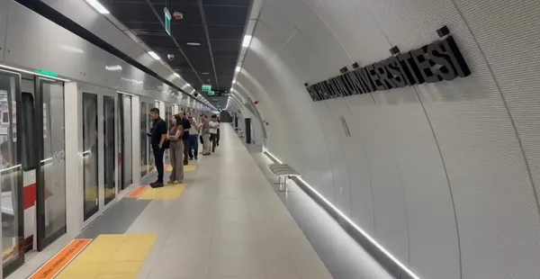 rekorlar-pes-pese-geldi-turkiyenin-en-hizli-metrosunda-yeni-zirve-1789025658366.jpeg