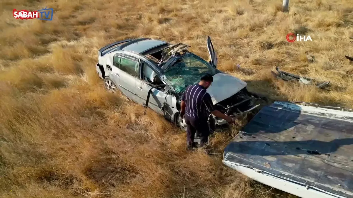 Afyonkarahisar’da feci kaza! 20 yaşındaki sürücü hayatını kaybetti: Kaza anı kamerada videosunu izle Afyonkarahisar’da feci kaza! 20 yaşındaki sürücü hayatını kaybetti: Kaza anı kamerada videosunu izle