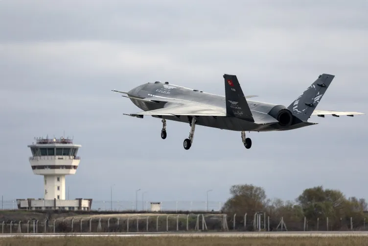 Kızılelma Yunan basınında! F-16’larla ilgili yine aynı soruyu sordular