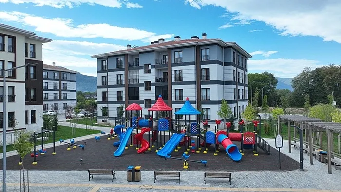 Bakan Kurum: Her 3 depremzededen 2'si evlerine kavuştu
