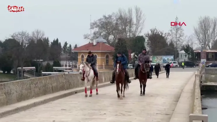 'At sırtında hac' geleneğini yaşatmak için yola çıkan 3 Müslüman İspanyol, Edirne'de | Video
