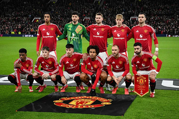 Son dakika haberi: Altay Bayındır yine damga vurdu! Ada basının gündeminde...