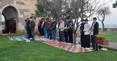 Bayram namazında camiler doldu, taştı #trabzon