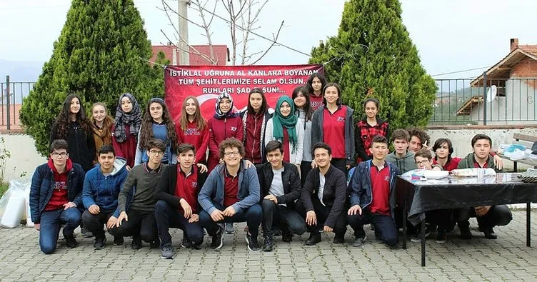 Niksar’da öğrencilerden Mehmetçik için yardım kermesi