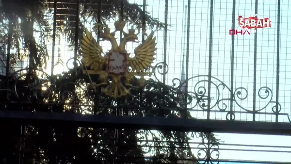 Rusya Başkonsolosluğu’nda bayraklar yarıya indirildi | Video