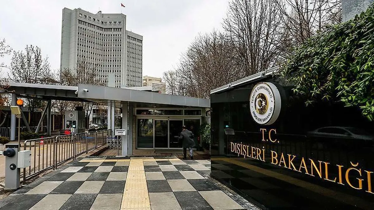 Dışişleri Bakanlığı: “Yemenli taraflar arasında tutukluların serbest bırakılmasını memnuniyetle karşılıyoruz” Dışişleri Bakanlığı: “Yemenli taraflar arasında tutukluların serbest bırakılmasını memnuniyetle karşılıyoruz”