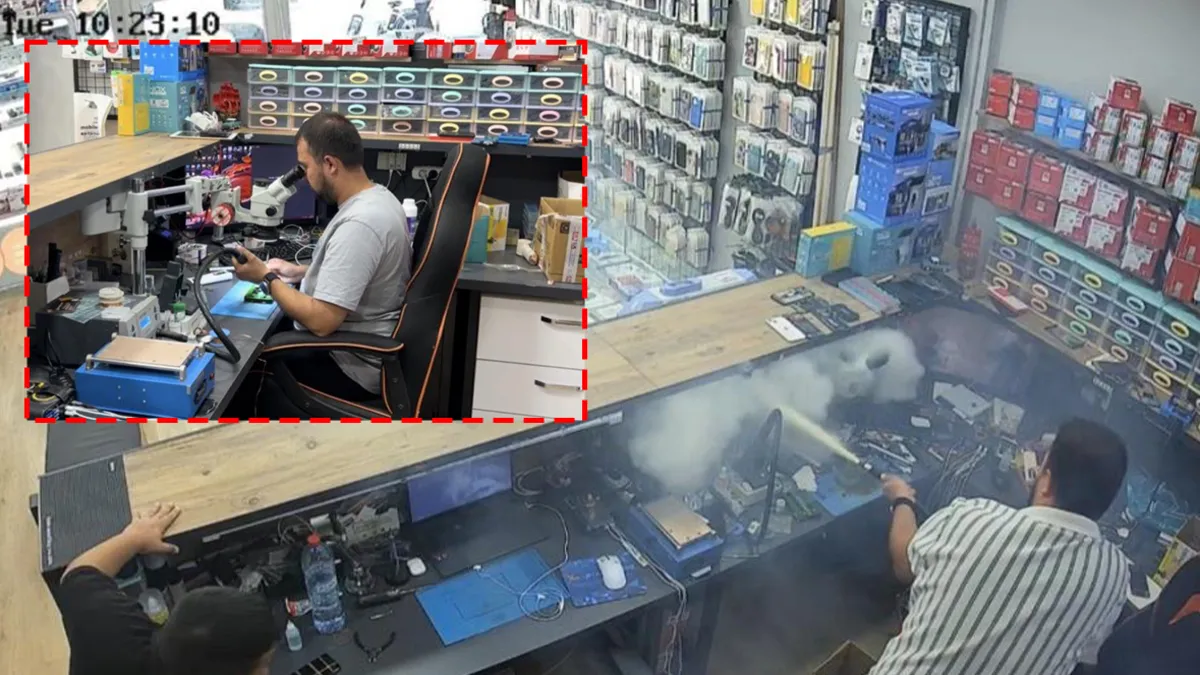 Osmaniye'de tamir edilen cep telefonunun bataryası patladı: O anlar kamerada Osmaniye'de tamir edilen cep telefonunun bataryası patladı: O anlar kamerada