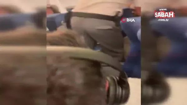 Romanya polisi, bagajını uçak koridoruna koyan Mısırlı yolcuyu dövdü